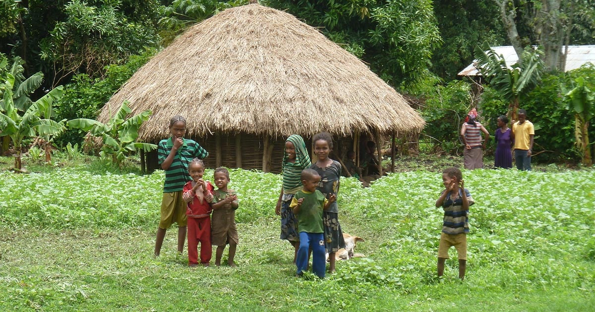 Children from the Guyama language group