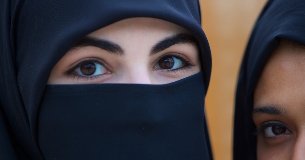 Middle Eastern woman in hijab